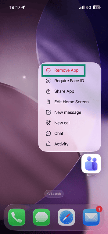 Quick menu on iOS that appears when tapping and holding the Teams icon, with Remove App highlighted.